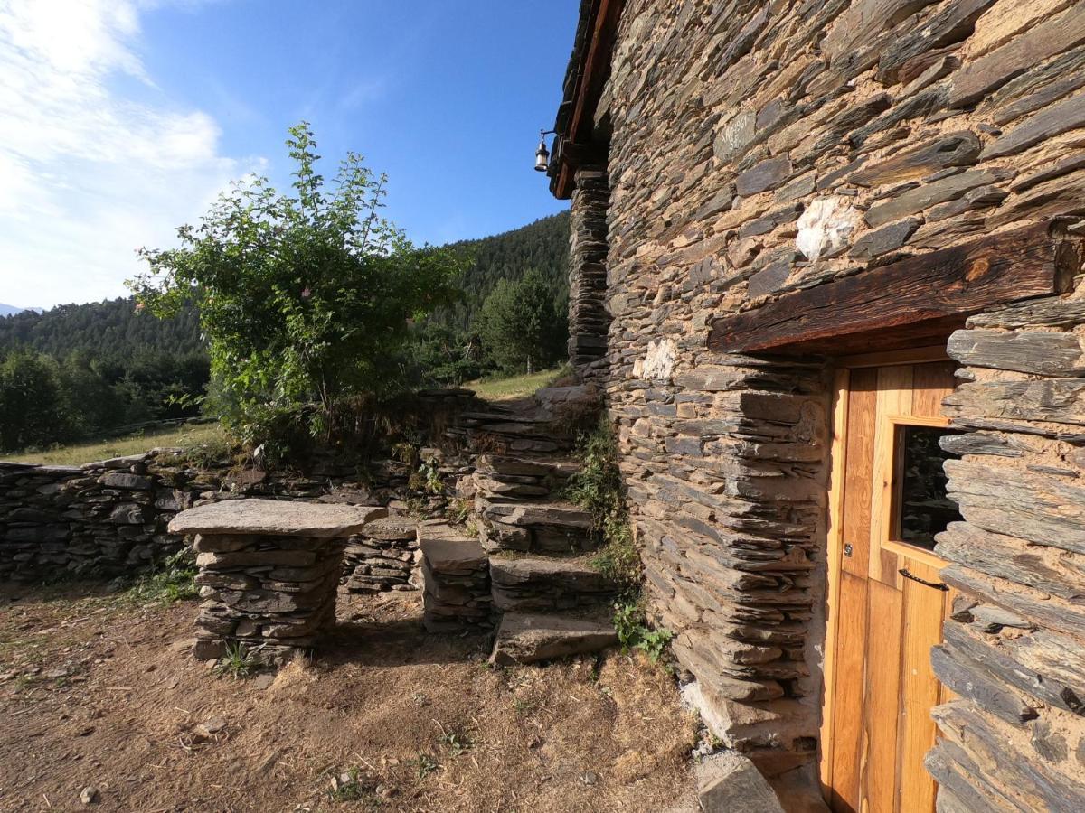 Bordes Pirineu, Costuix Hotel Areu Bagian luar foto