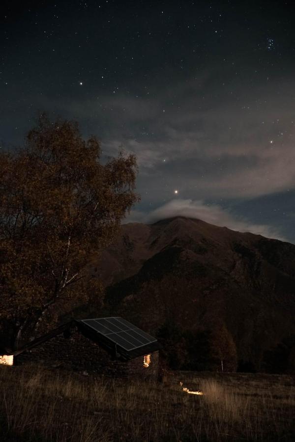 Bordes Pirineu, Costuix Hotel Areu Bagian luar foto